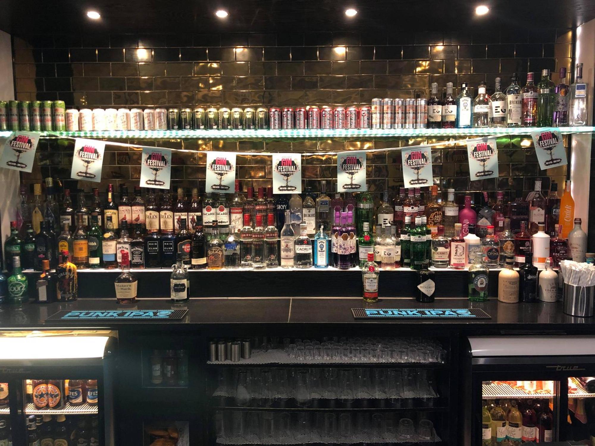 The Guildhall And Linen Exchange Wetherspoon دنفرملاين المظهر الخارجي الصورة
