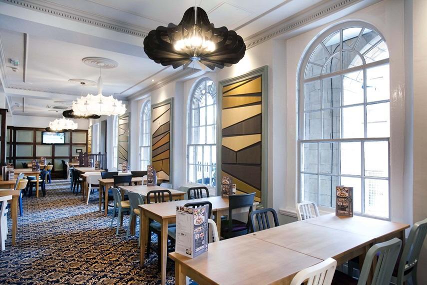 The Guildhall And Linen Exchange Wetherspoon دنفرملاين المظهر الخارجي الصورة